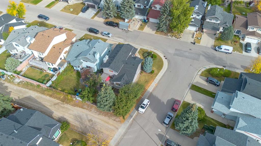 83 Sanderling Road Nw, Calgary, AB