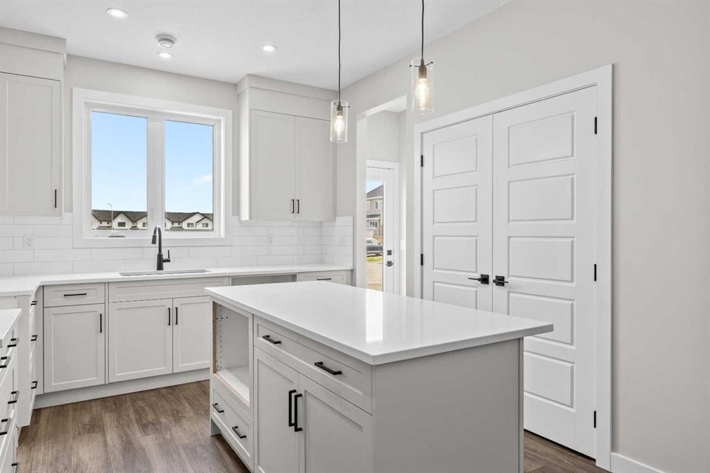72 Amblefield View Nw, Calgary, AB