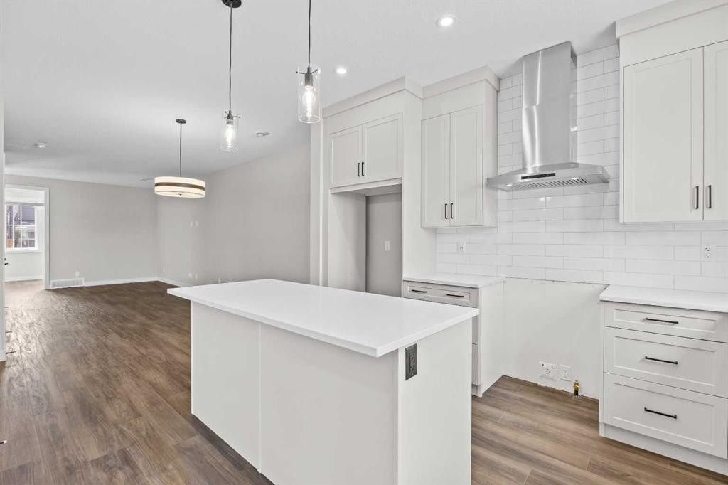 72 Amblefield View Nw, Calgary, AB