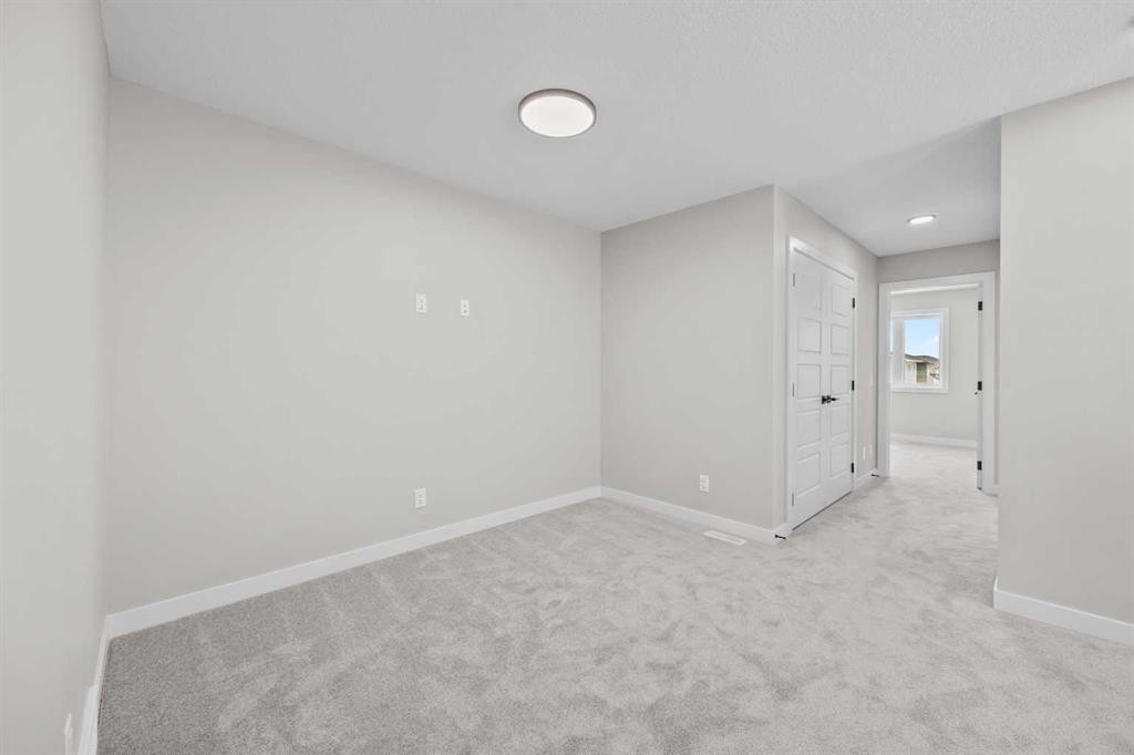 72 Amblefield View Nw, Calgary, AB