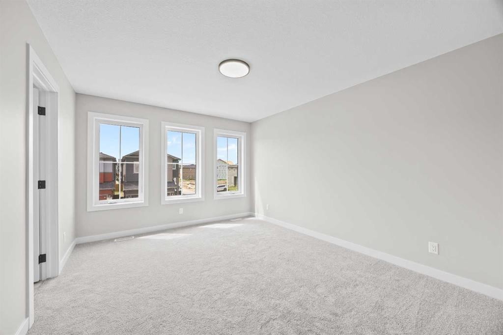 72 Amblefield View Nw, Calgary, AB