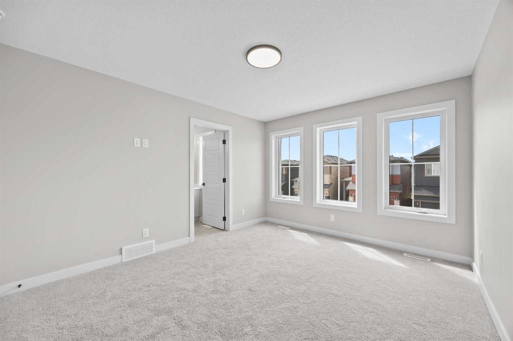 72 Amblefield View Nw, Calgary, AB