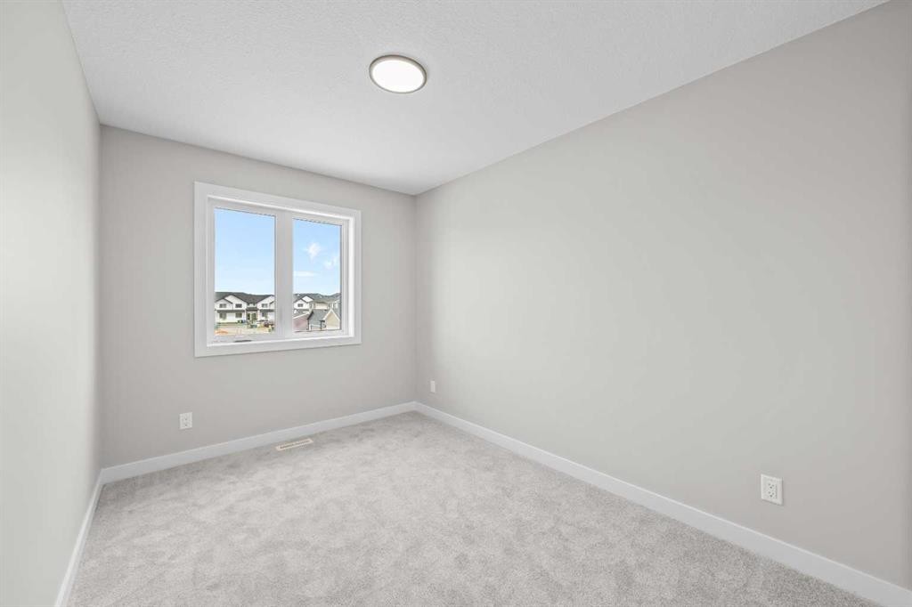 72 Amblefield View Nw, Calgary, AB