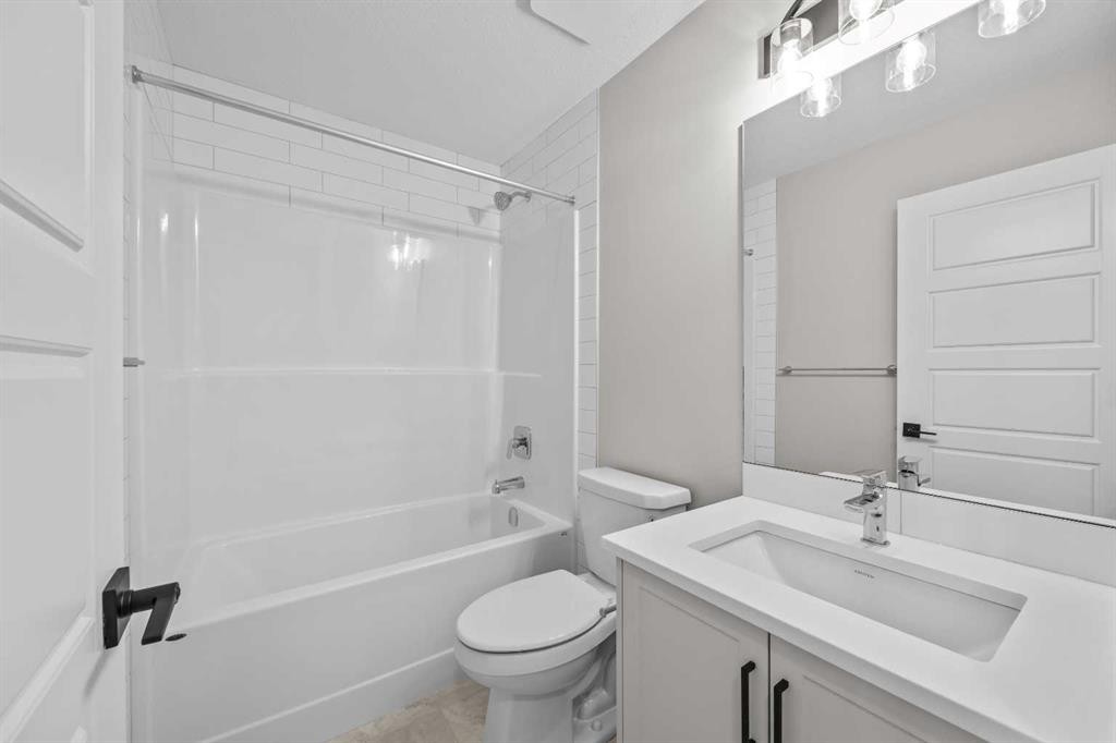 72 Amblefield View Nw, Calgary, AB