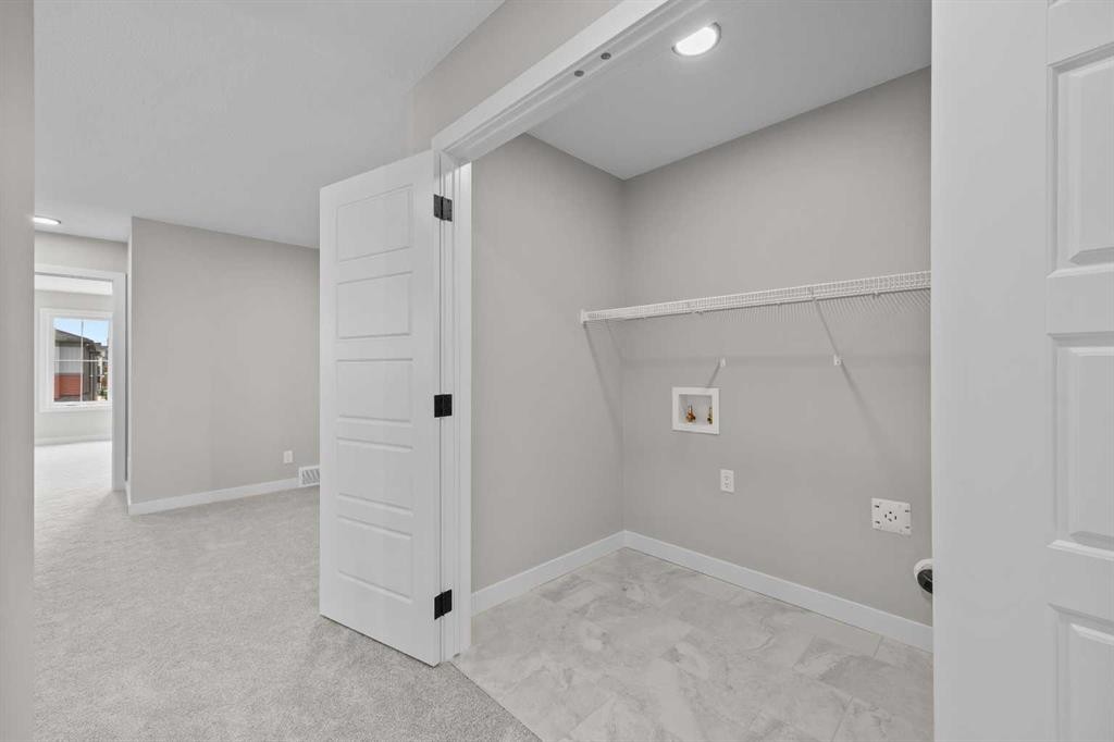 72 Amblefield View Nw, Calgary, AB