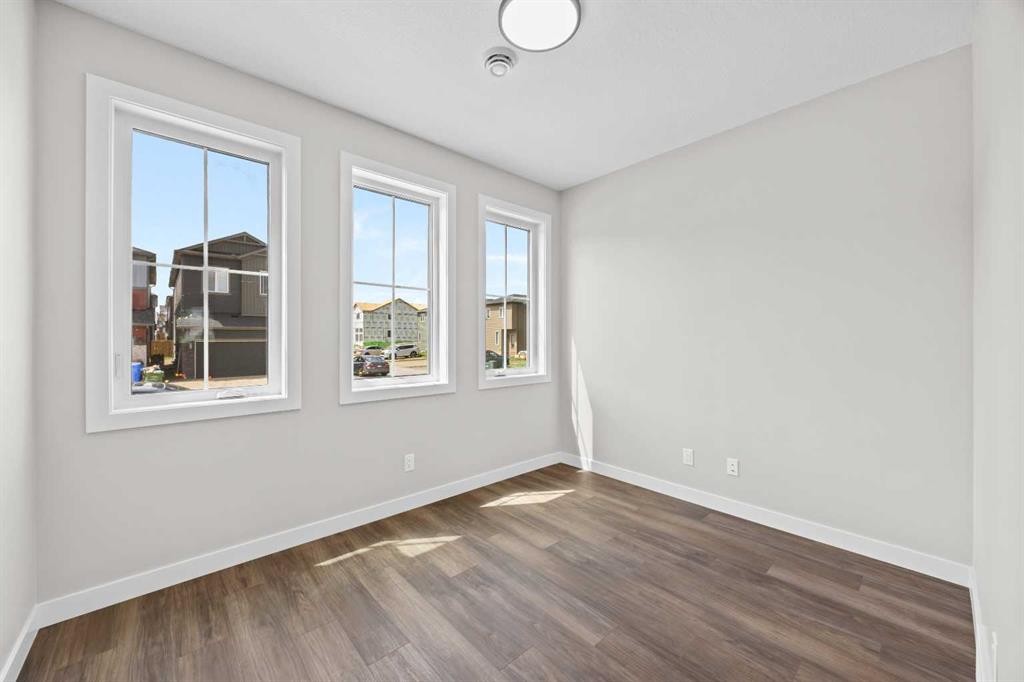 72 Amblefield View Nw, Calgary, AB