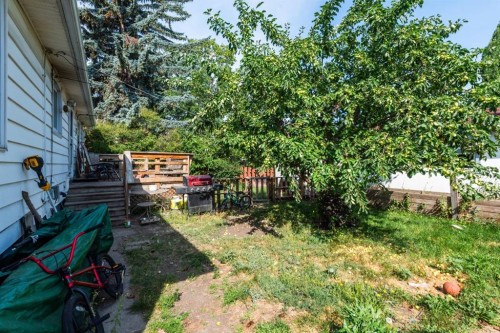 2620 5 Avenue Nw, Calgary, AB - Outdoor