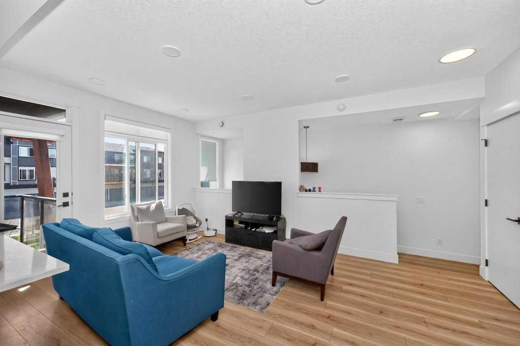 708-10060 46 Street Ne, Calgary, AB