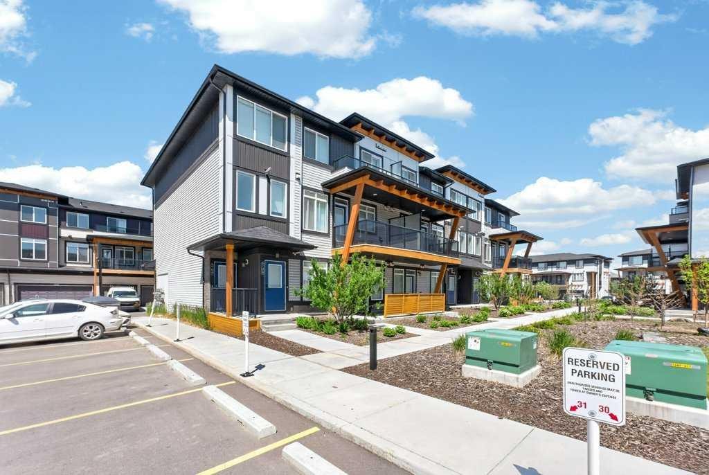 708-10060 46 Street Ne, Calgary, AB