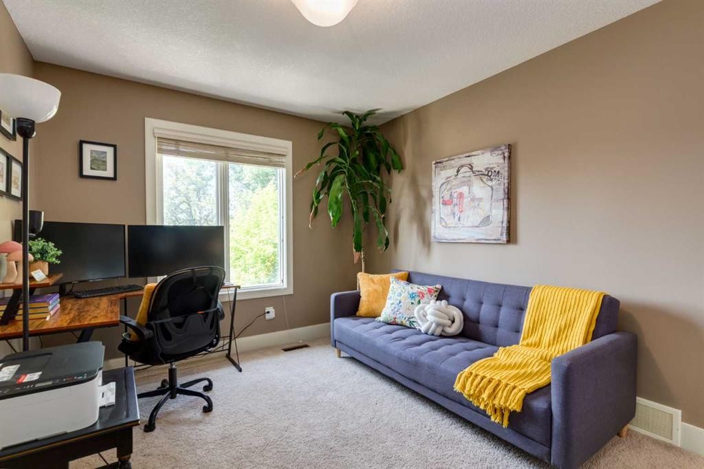 2421 1 Avenue Nw, Calgary, AB