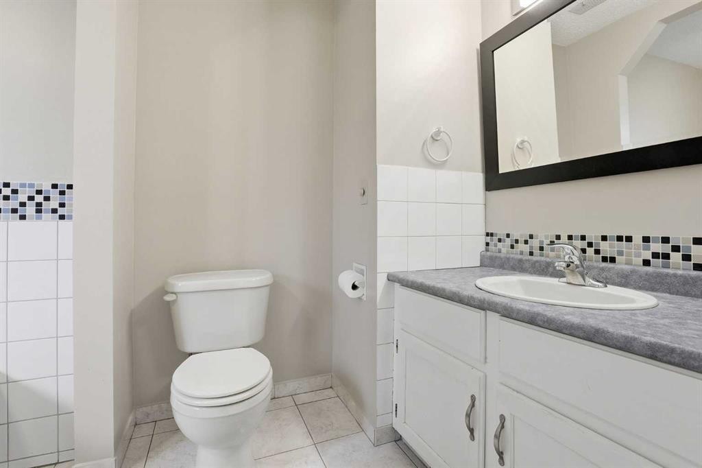 471 Berkley Crescent Nw, Calgary, AB