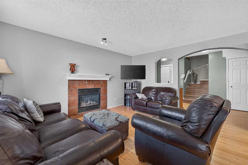 960 Copperfield Boulevard Se, Calgary, AB