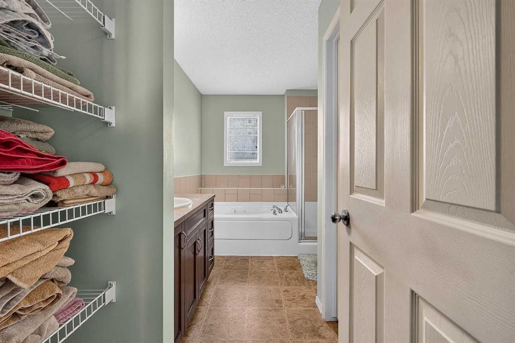 960 Copperfield Boulevard Se, Calgary, AB