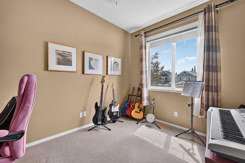960 Copperfield Boulevard Se, Calgary, AB