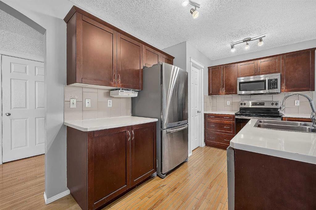 960 Copperfield Boulevard Se, Calgary, AB
