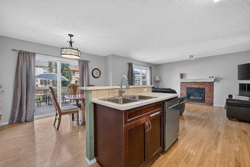 960 Copperfield Boulevard Se, Calgary, AB