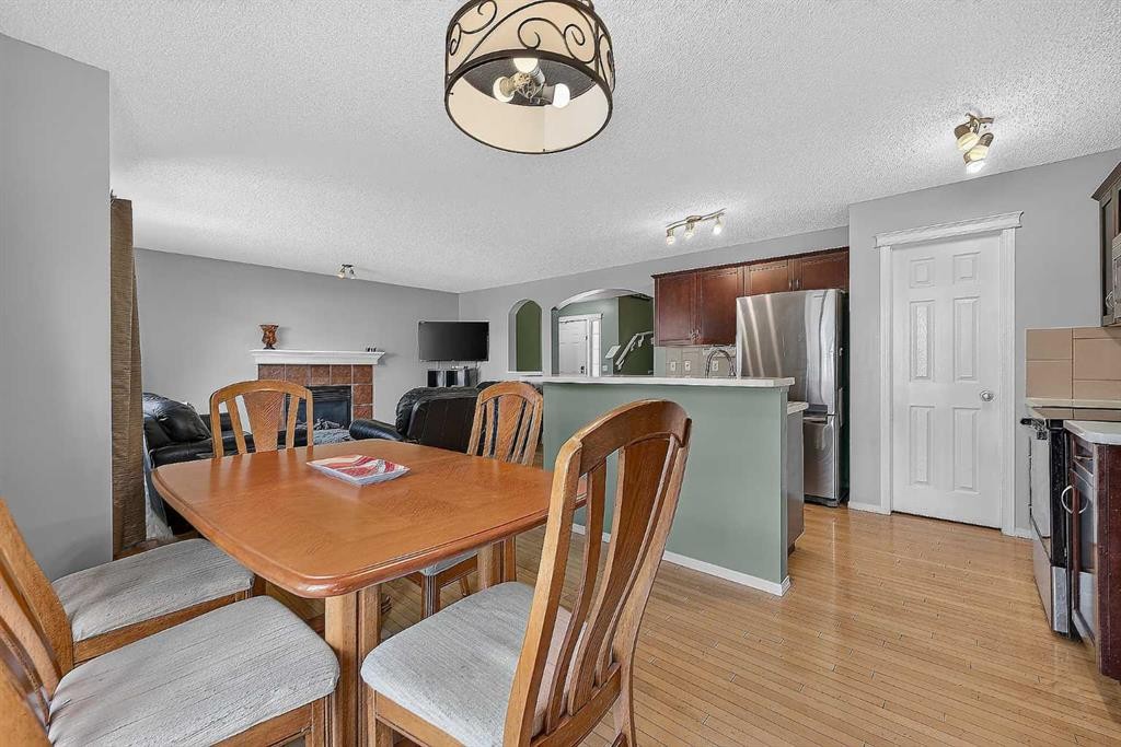 960 Copperfield Boulevard Se, Calgary, AB