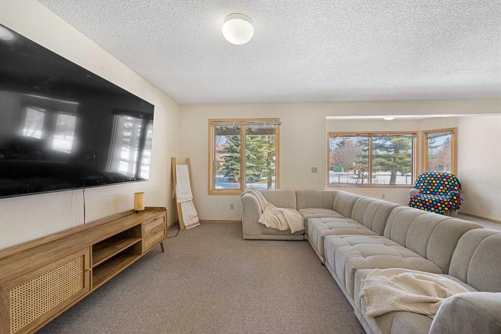 251 Hampshire Place Nw, Calgary, AB