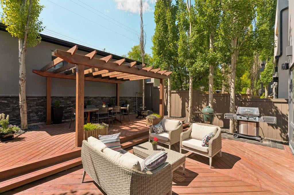 3923 15A Street Sw, Calgary, AB