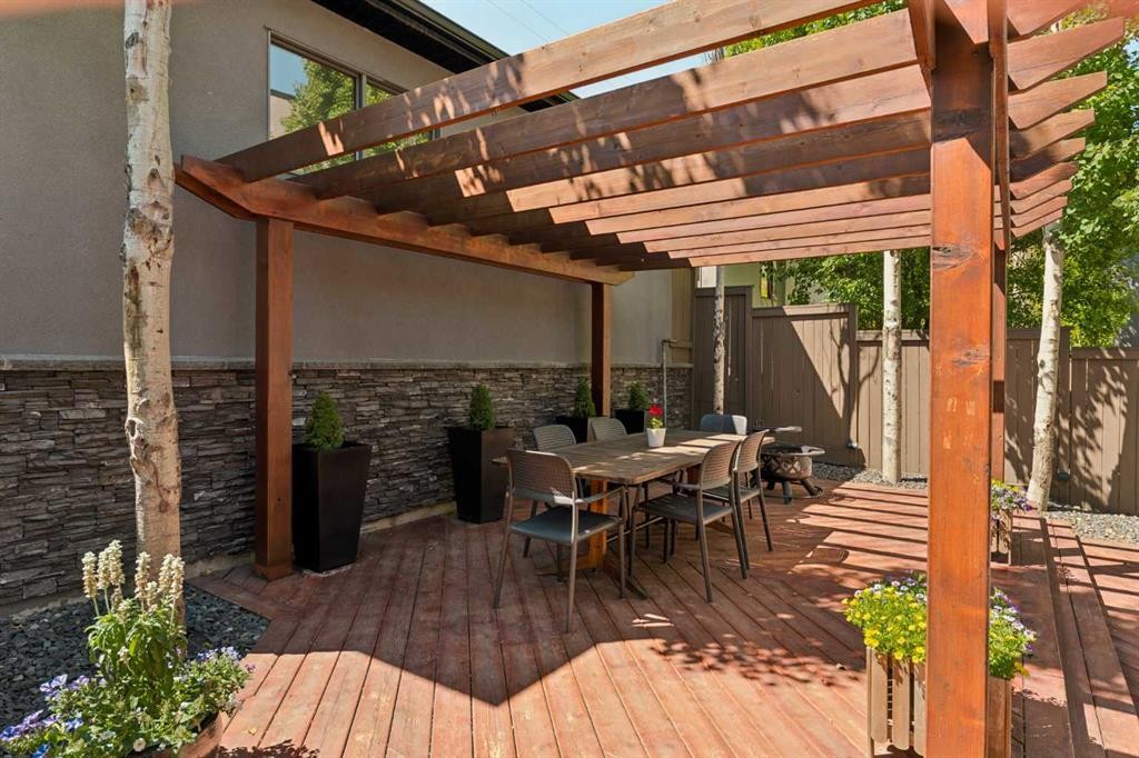 3923 15A Street Sw, Calgary, AB