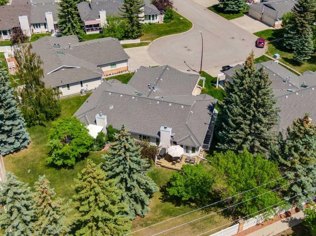 131 Shawnee Manor Sw, Calgary, AB