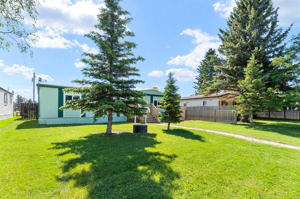 7 Tamarack Crescent Nw, Sundre, AB - Outdoor