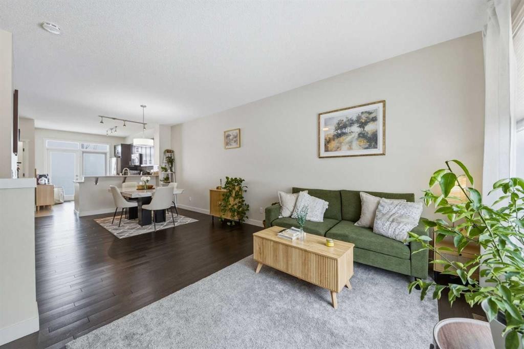 214 Nolanfield Villas Nw, Calgary, AB