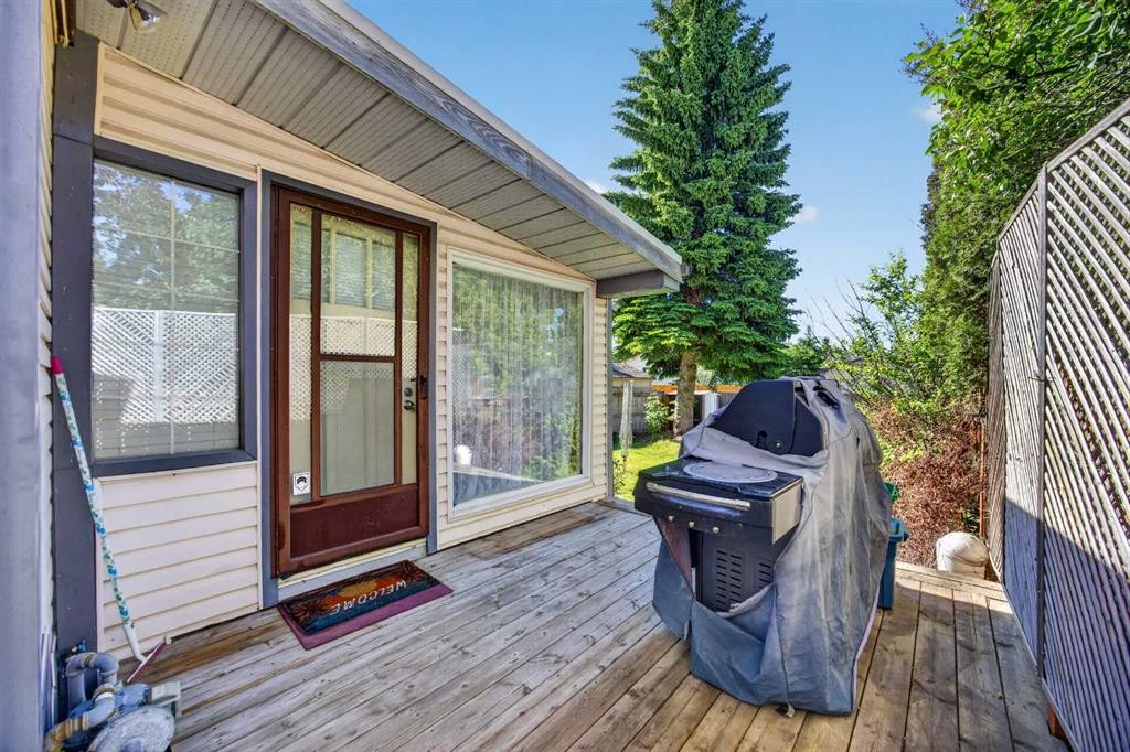 6417 26 Avenue Ne, Calgary, AB