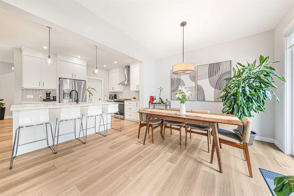 116 Rowmont Heath Nw, Calgary, AB