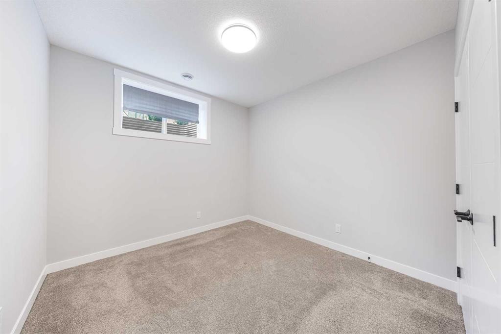 116 Rowmont Heath Nw, Calgary, AB