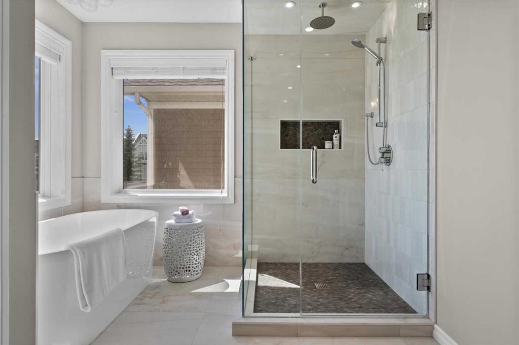113 Ypres Green Sw, Calgary, AB