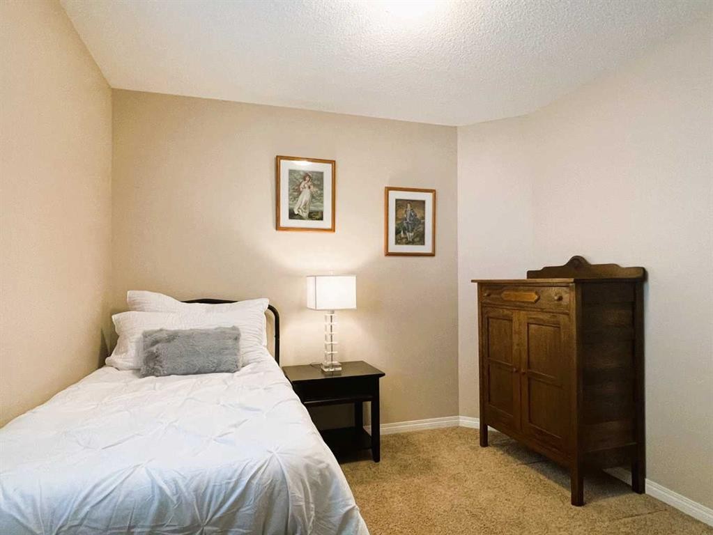 107 Skyview Springs Manor Ne, Calgary, AB