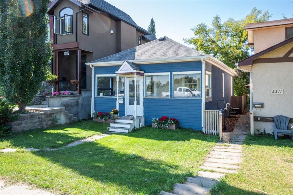 2213 8 Avenue Se, Calgary, AB
