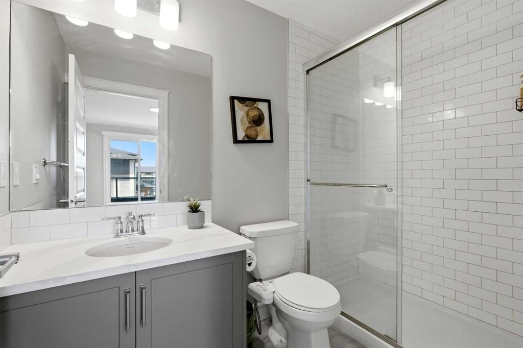 610-10060 46 Street Ne, Calgary, AB - Indoor Photo Showing Bathroom