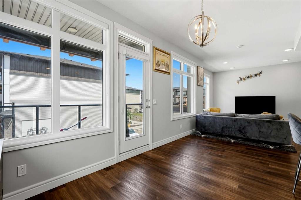 610-10060 46 Street Ne, Calgary, AB - Indoor Photo Showing Other Room