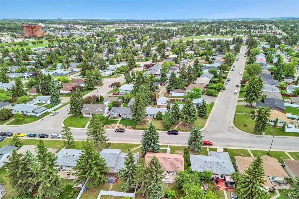 811 Seattle Drive Sw, Calgary, AB