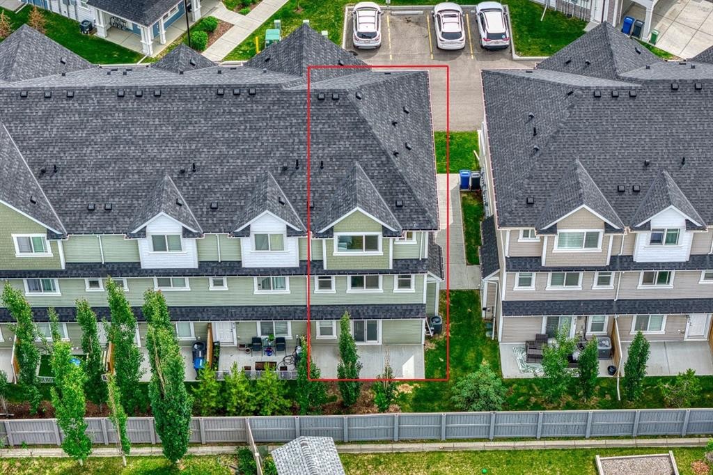 418 Copperstone Manor Se, Calgary, AB - Outdoor With Facade