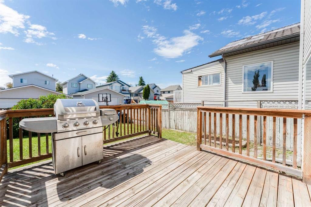 59 Erin Grove Se, Calgary, AB