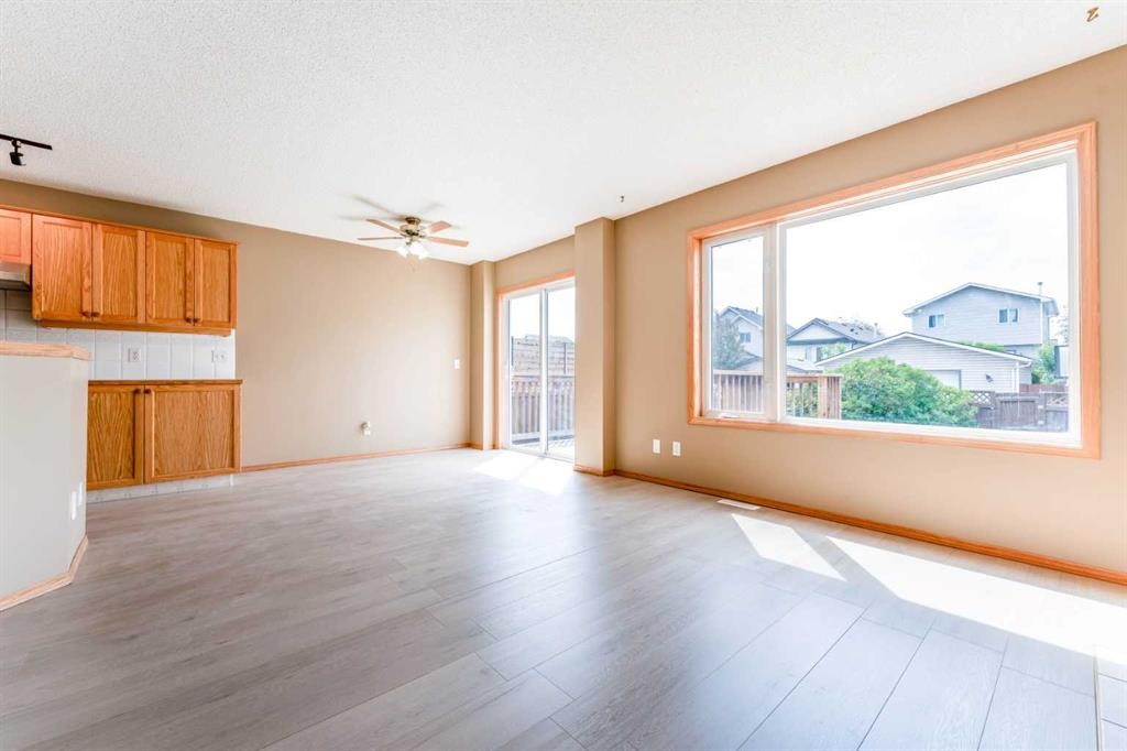 59 Erin Grove Se, Calgary, AB