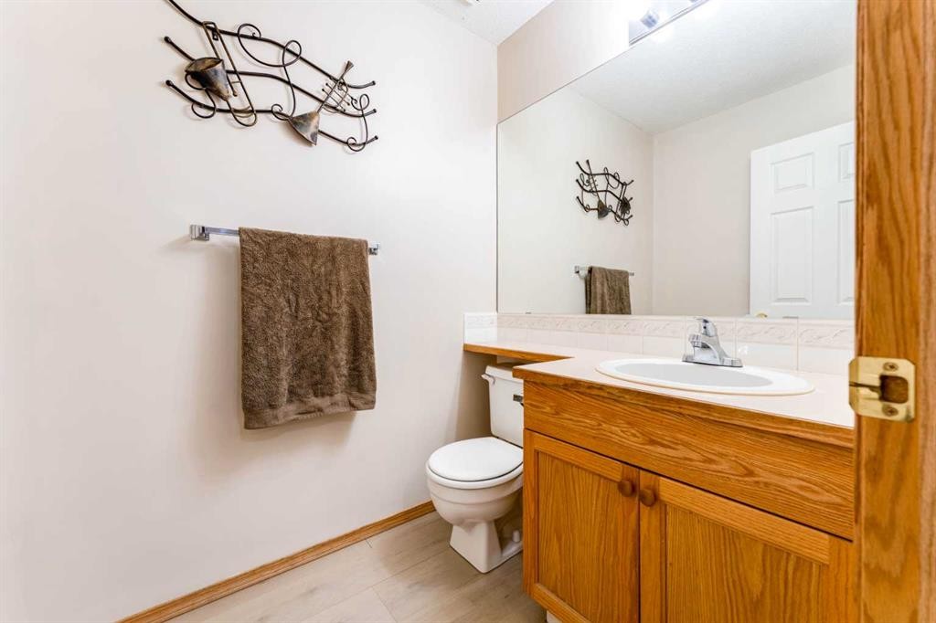 59 Erin Grove Se, Calgary, AB