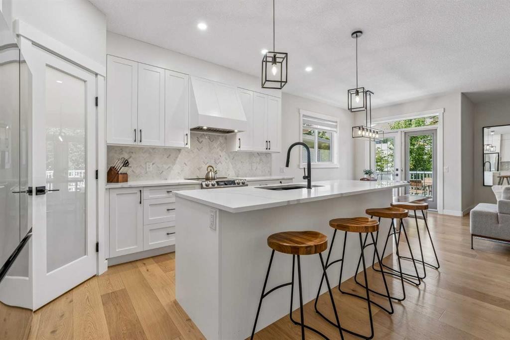 38 Cranleigh Common Se, Calgary, AB