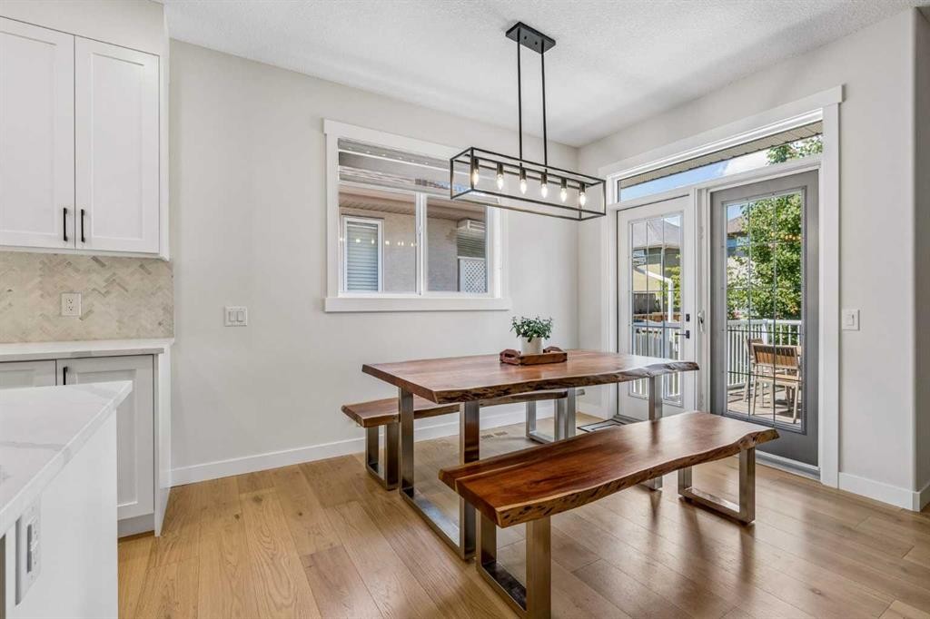 38 Cranleigh Common Se, Calgary, AB