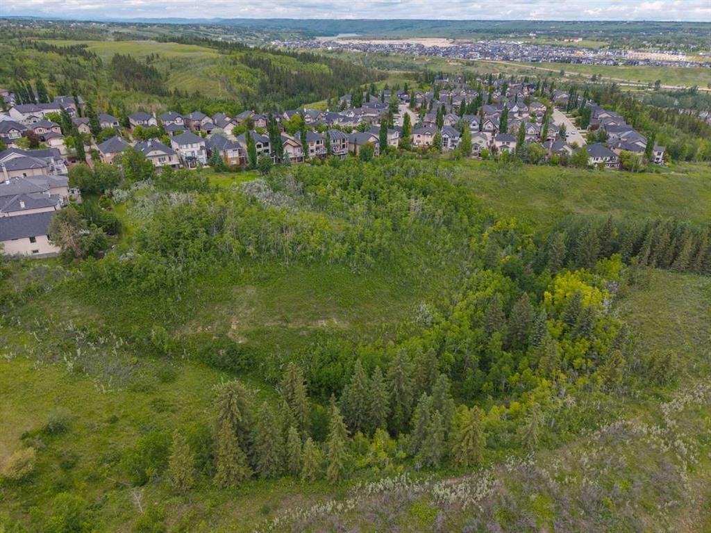 27 Valley Creek Bay Nw, Calgary, AB