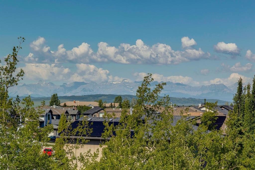 267 Sunset Point, Cochrane, AB