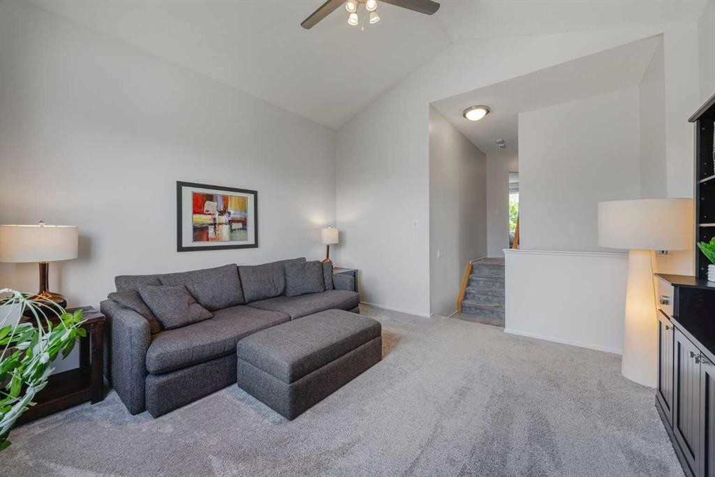 82 Brightondale Parade Se, Calgary, AB