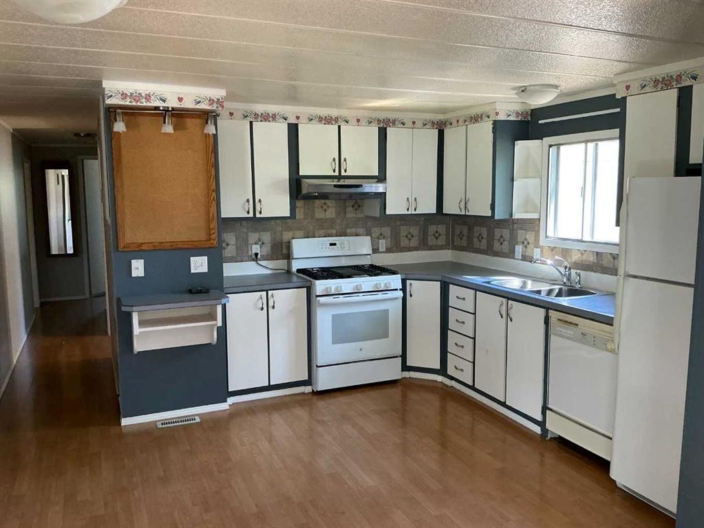 299 3Rd Avenue Se, Diamond Valley, AB