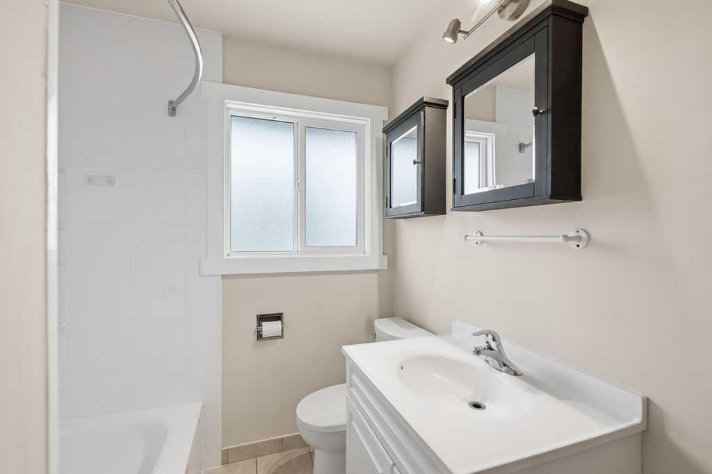 7428 23 Street Se, Calgary, AB