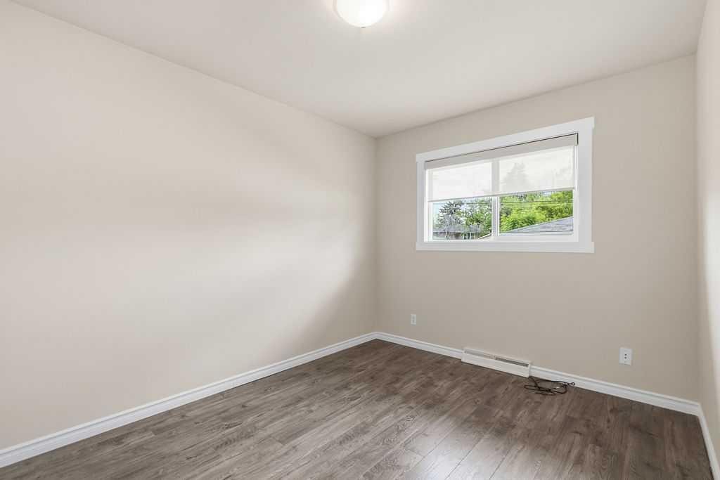7428 23 Street Se, Calgary, AB