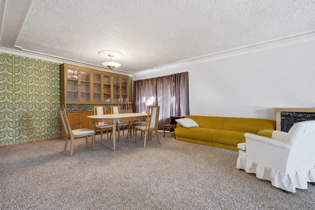3720 Spruce Drive Sw, Calgary, AB - Indoor