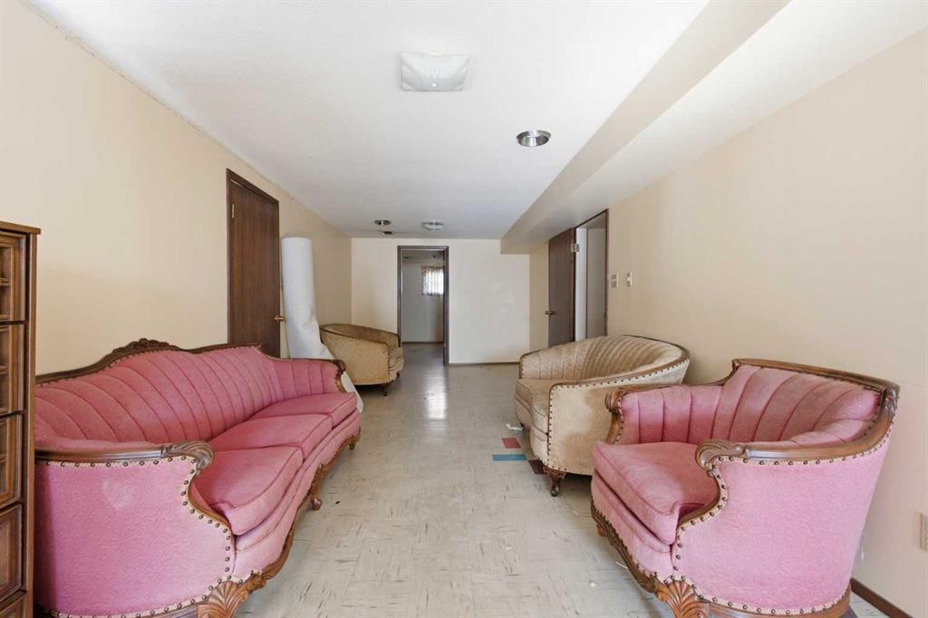 3720 Spruce Drive Sw, Calgary, AB - Indoor